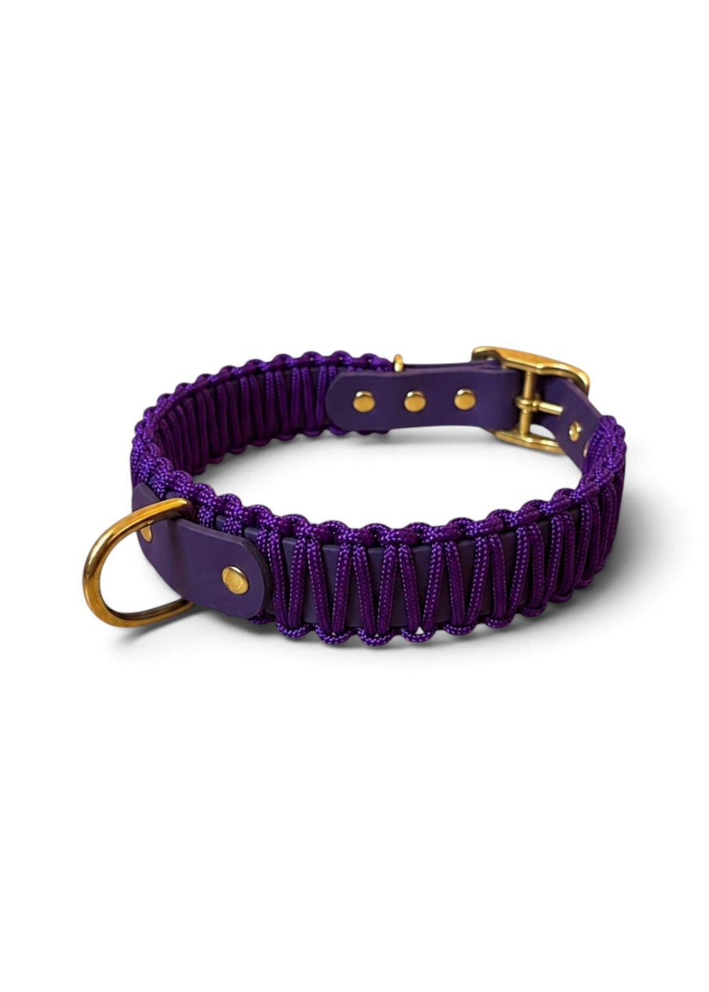 Collier réglable pour chien haut de gamme en Biothane et paracorde tressée violet Purple Rain fait main par PLI Paris.