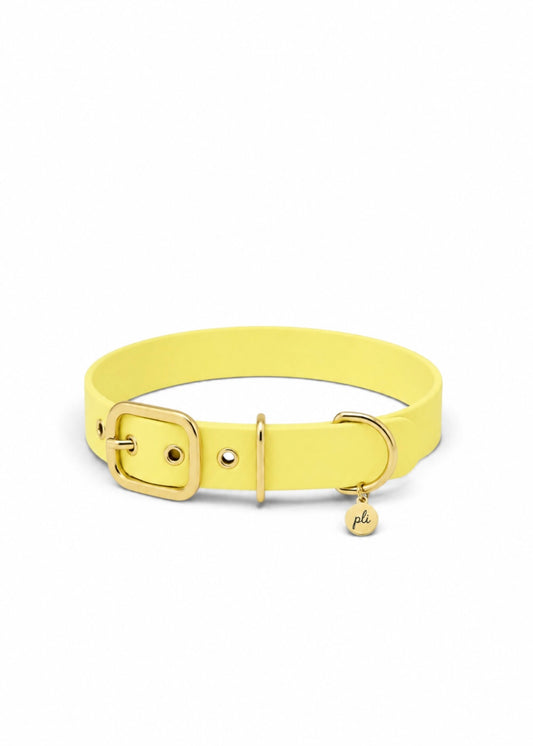 Collier réglable pour chien haut de gamme en Biothane jaune pastel Lemon Twist fait main par PLI Paris.