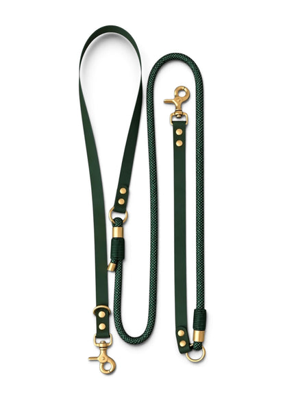 Laisse multi-positions pour chien en Biothane et paracorde vert sapin Green Forest par la marque française PLI Paris.